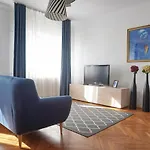 Blue Cat Apartment